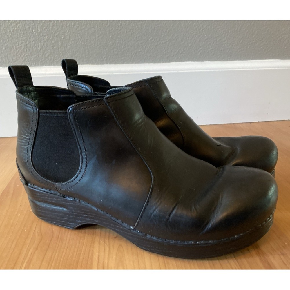 Dansko Frankie Womens Size 40 US 9.5 Chelsea Boots Black Oiled Leather